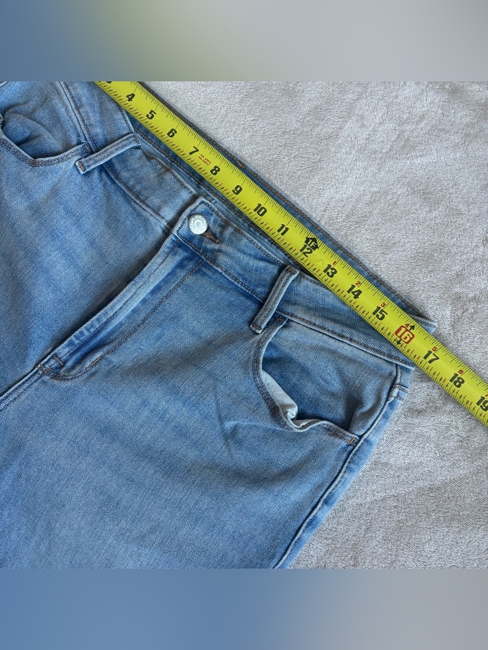 Old Navy Light Blue Women's Flare Jeans - Size 12 - Picture 4 of 7